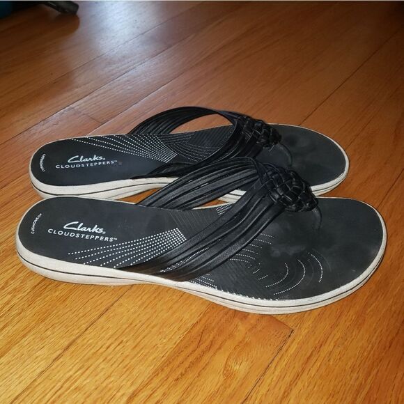 Clarks Black Slip-On Sandals Womans Size 11M - Picture 1 of 6